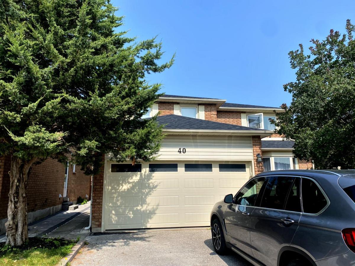 Spacious 2-Bed-Room Near Yonge & Major Mackenzie Richmond Hill Esterno foto
